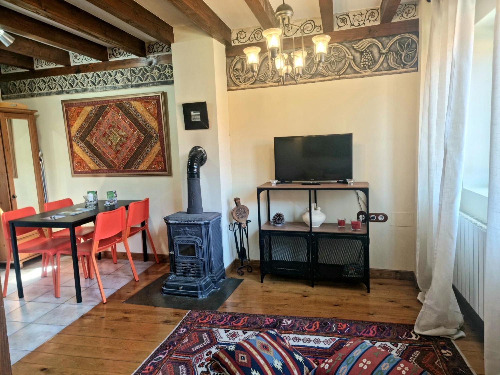 La Casa De Las Chimeneas Tudes Экстерьер фото